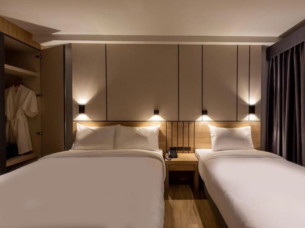 Superior Twin Room - Photo 2