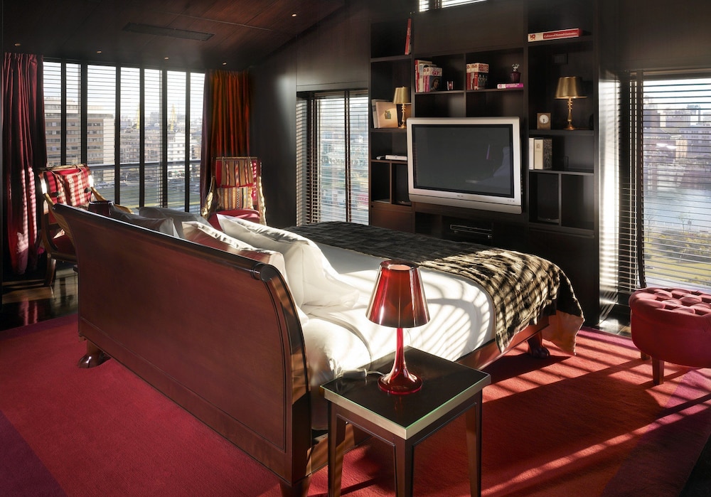 Suite (Faena)