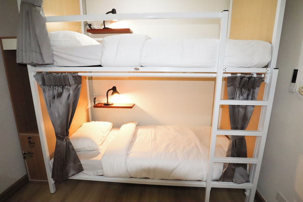 4-Bed Dormitory Mixed photo 2