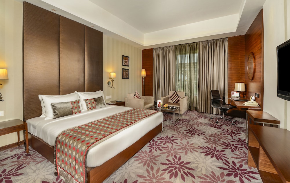 Premium Room, 1 King Bed