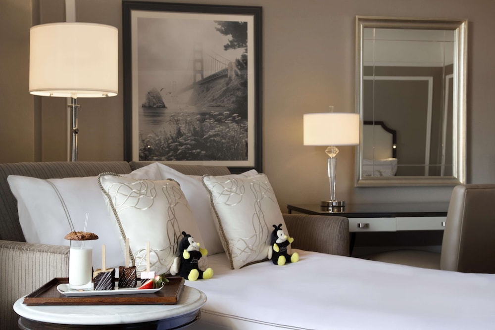 Junior Suite, Multiple Beds (Family) - Photo 2