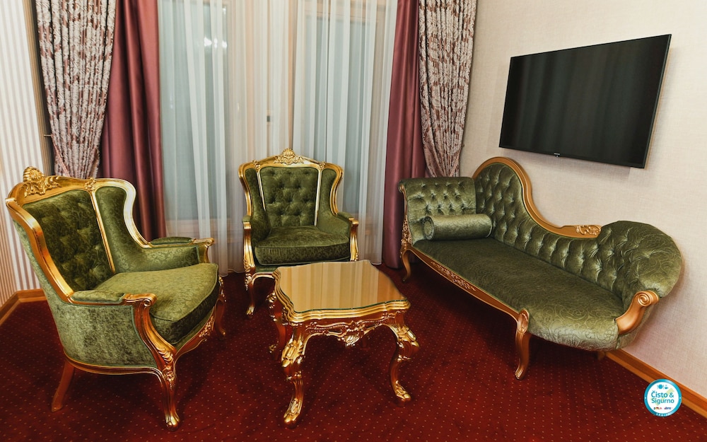 Executive Studio Suite - Photo 5