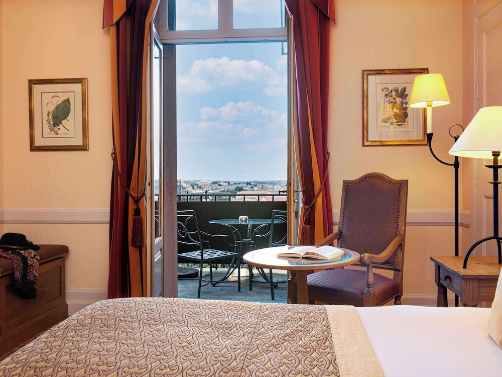 Superior Room, 1 Queen Bed, Terrace, Garden View photo 3