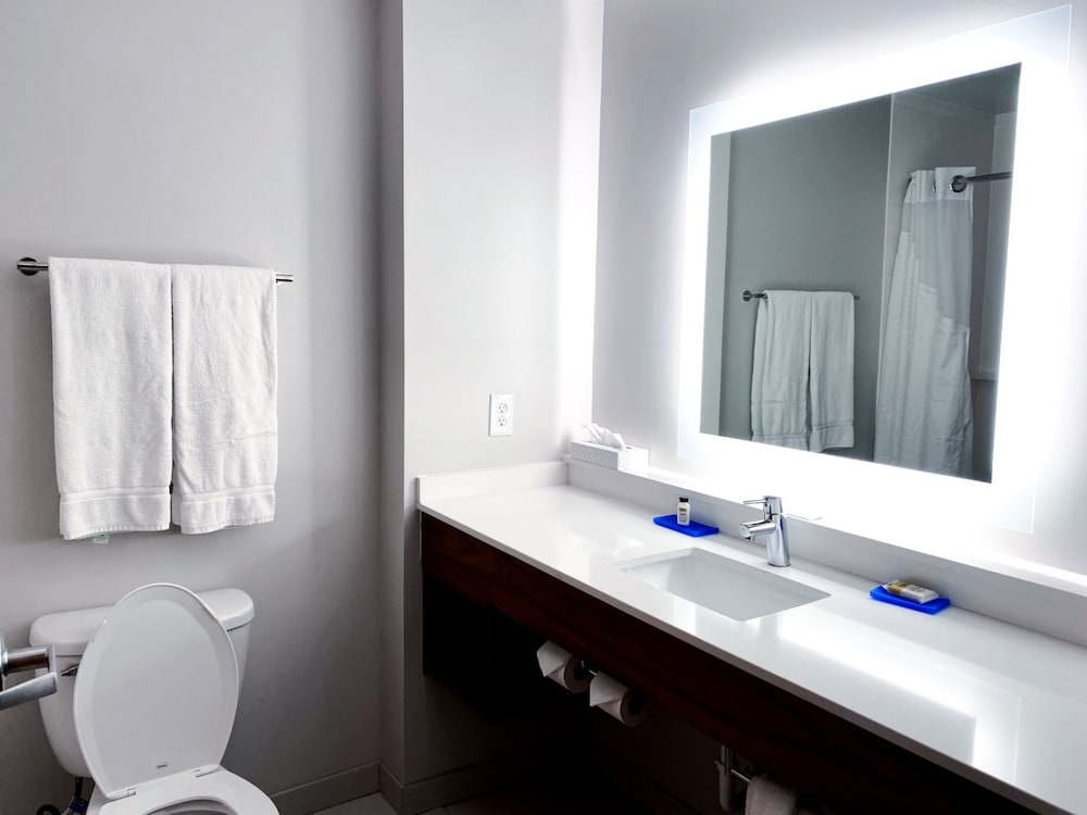 Suite, Multiple Beds, Accessible (Communications) - Photo 5