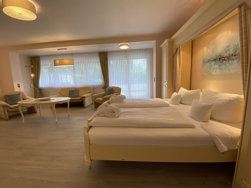 Superior Double Room, Non Smoking - Photo 4