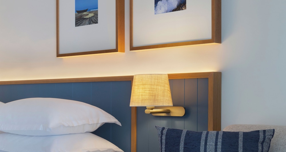 Superior Double Room, Balcony, Sea Facing - Photo 2