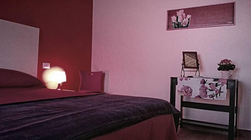 Duplex, 1 Bedroom photo 2