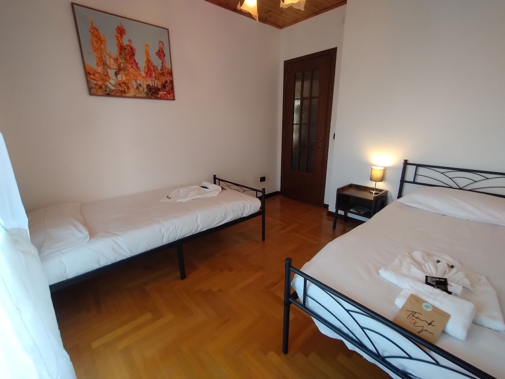 Twin Room photo 1
