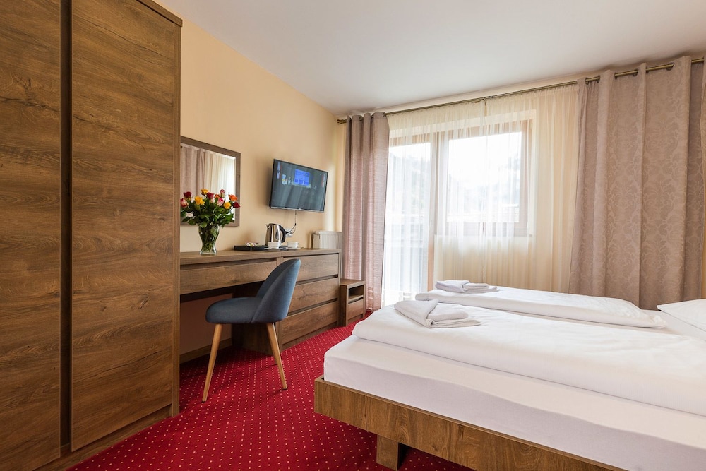 Double Room - Photo 1