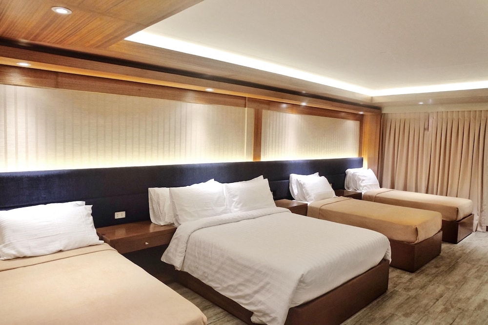 Premier Room