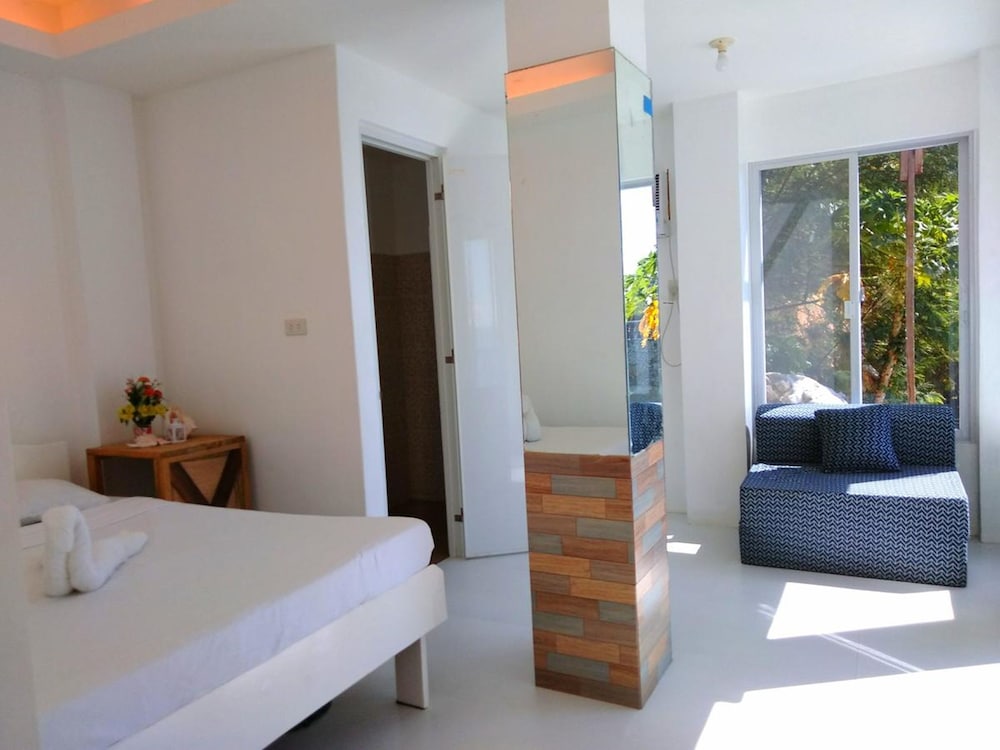 Suite photo 1