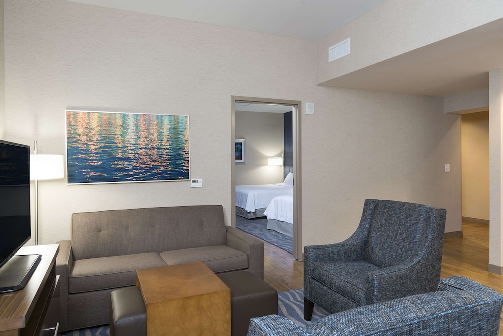 Suite, 2 Bedrooms, Non Smoking, 2 Bathrooms photo 1
