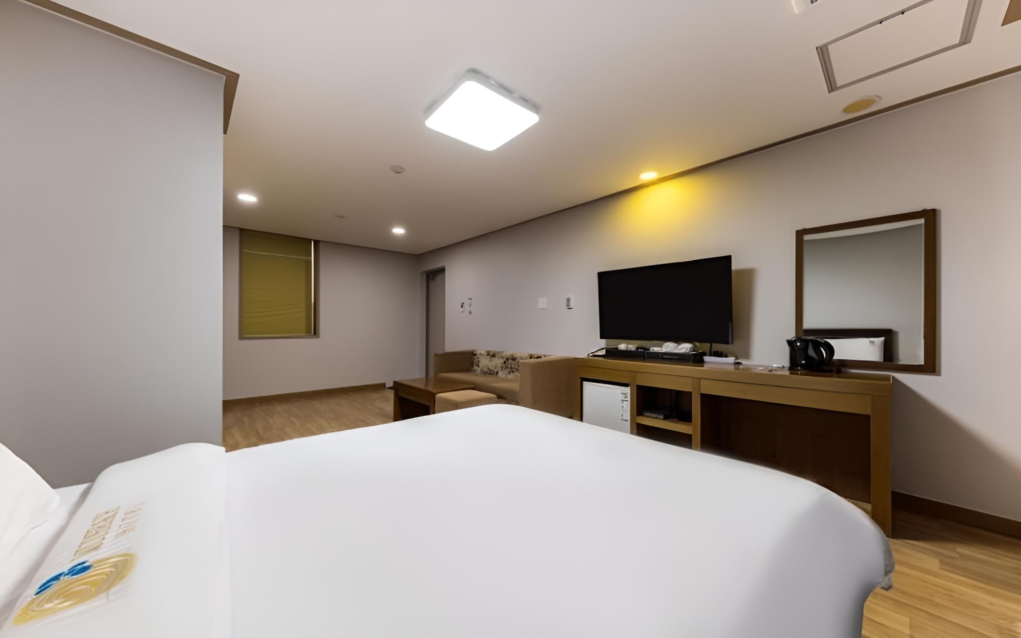 Room photo 2
