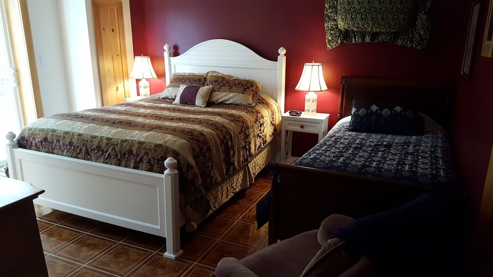 Camden Room photo 1