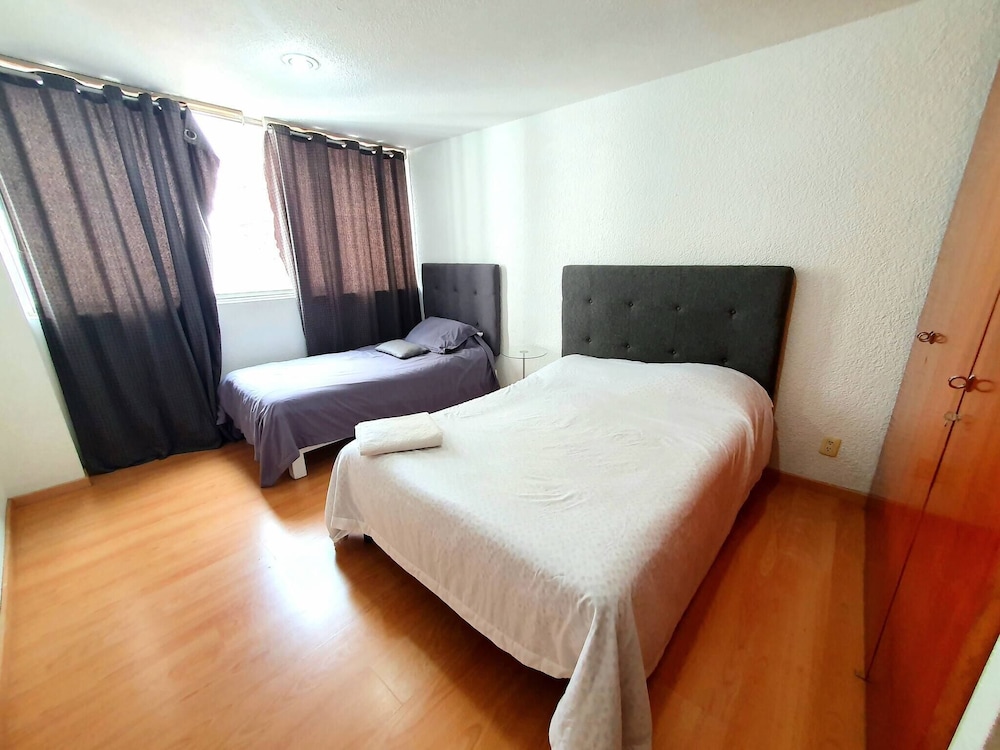 Apartment, 3 Bedrooms, Accessible