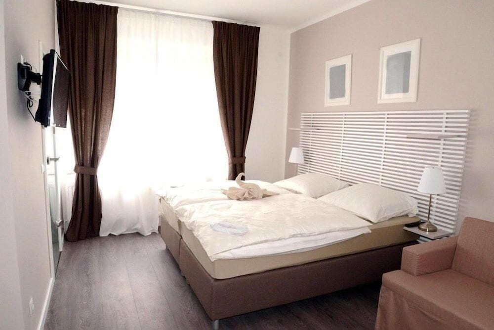Comfort Studio, 1 Double Bed, Kitchenette photo 2