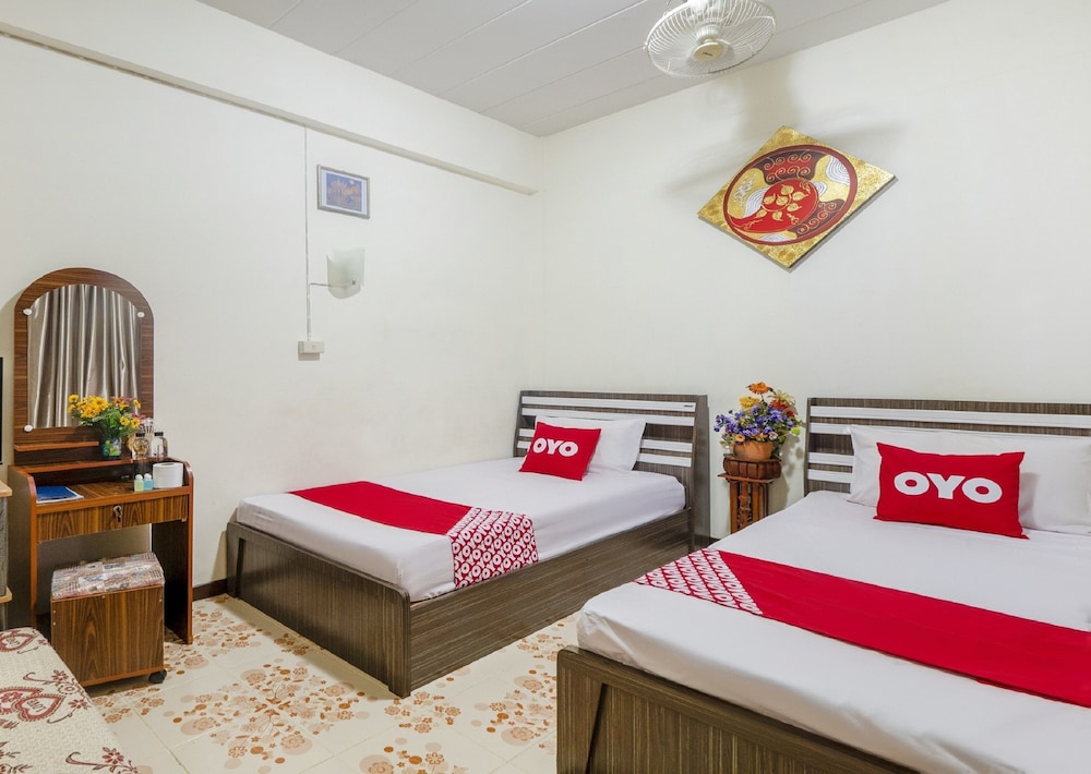 Premium Twin Room, Shared Bathroom photo 1