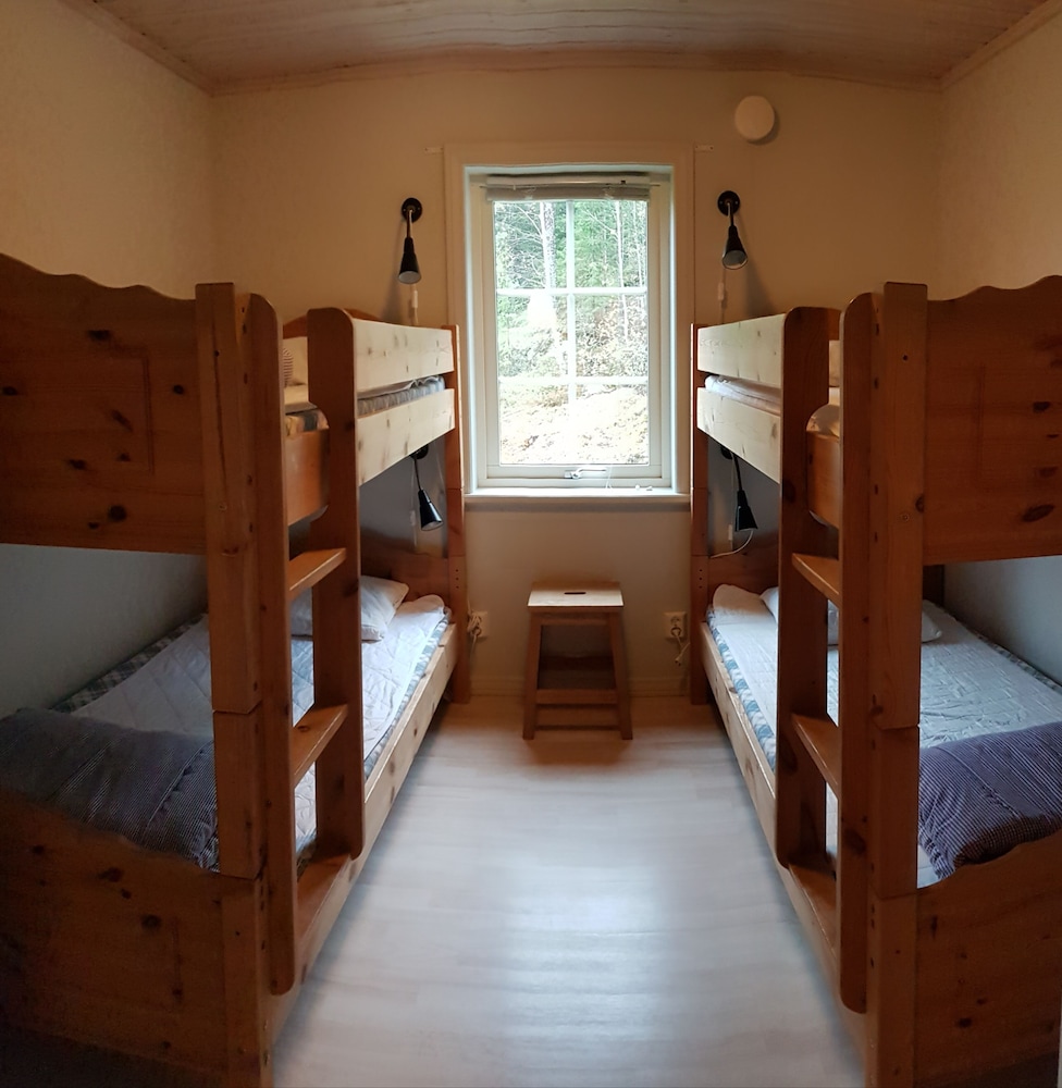 Family Cabin (Carl von Linné) photo 3