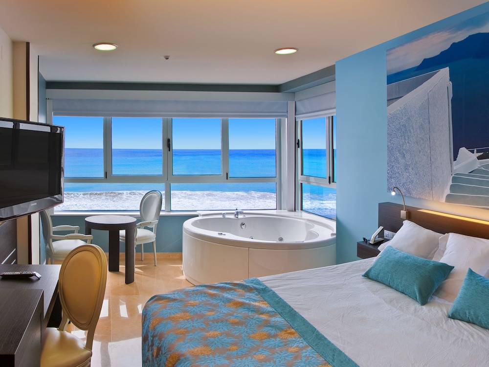 Double Room, Hot Tub, Sea View Double Room, Hot Tub, Sea View
