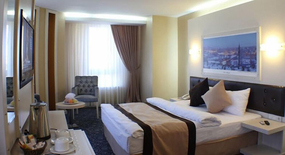 Double or Twin Room photo 1