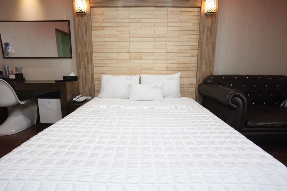 Premium Double Room photo 3