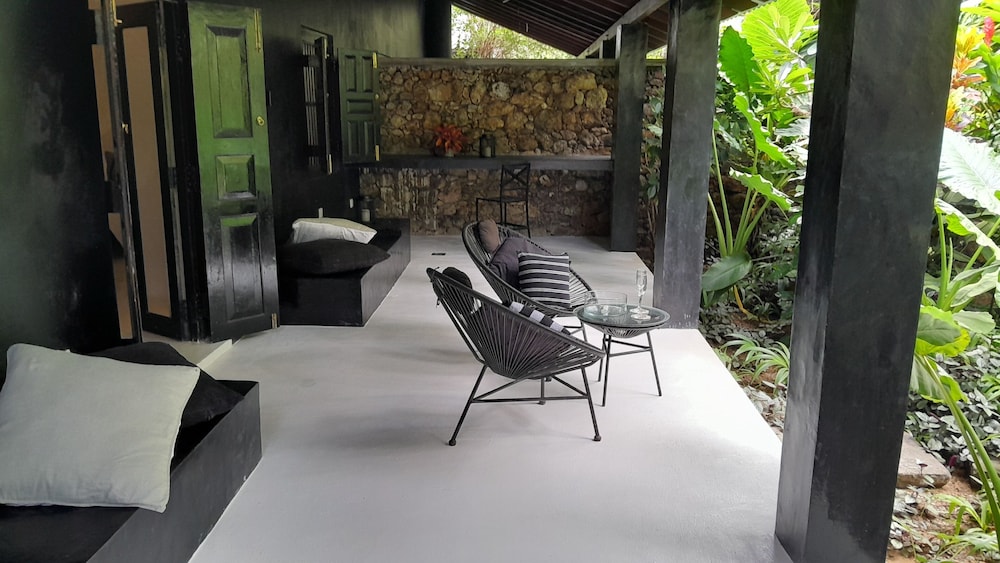 Deluxe Double Room, Garden View photo 3