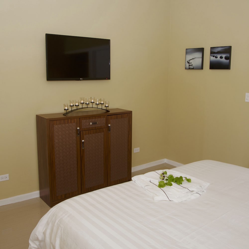 Signature Cottage, 1 Bedroom, 1 King Bed, Kitchen, Panoramic View photo 2