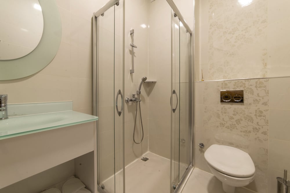 Standard Double Room Single Use photo 3