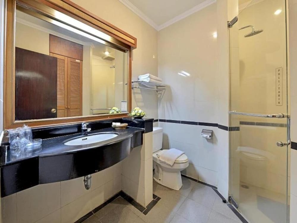Deluxe Twin Room photo 2