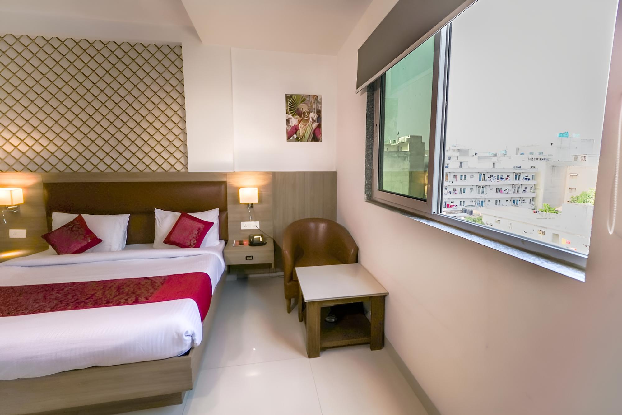 Executive Room - Photo 2