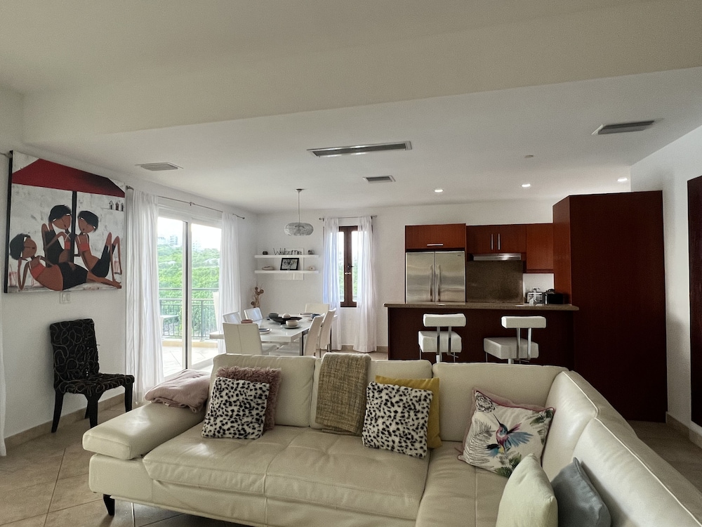 Superior Condo photo 3