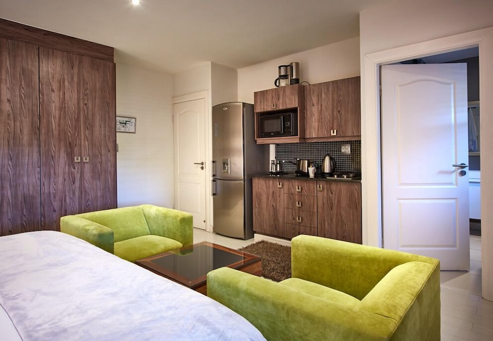 Luxury Room, 1 Bedroom, Refrigerator & Microwave, River View photo 2
