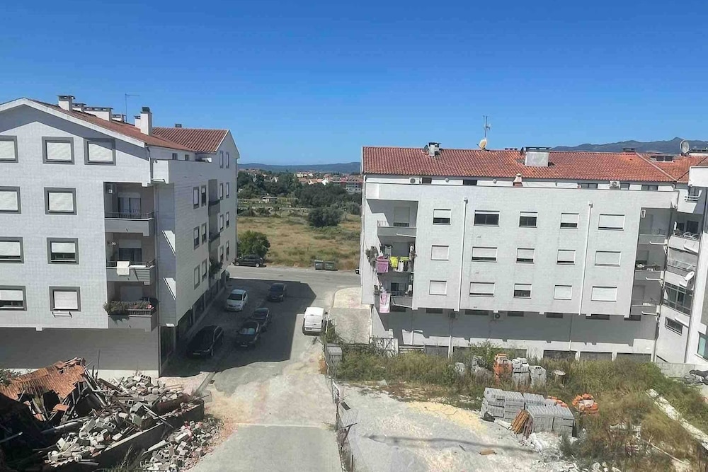 Flat Spacious and Tidy - Close Stadium + Wifi+ac, Foto 18