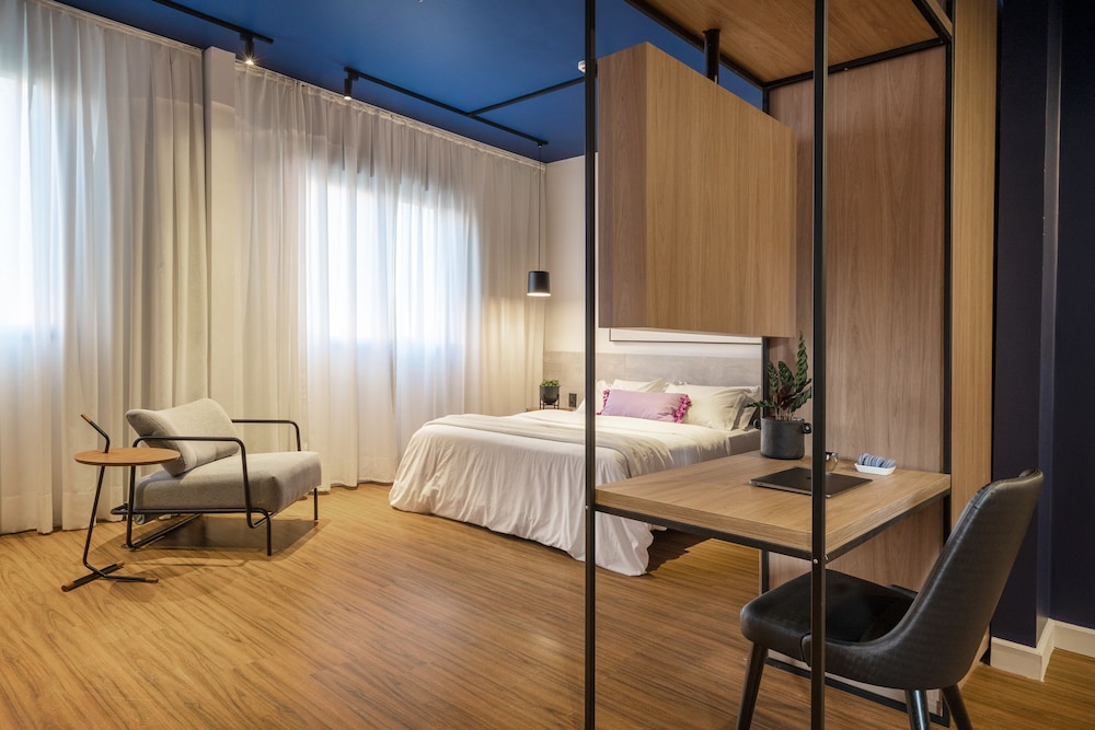 Double or Twin Room - Photo 3