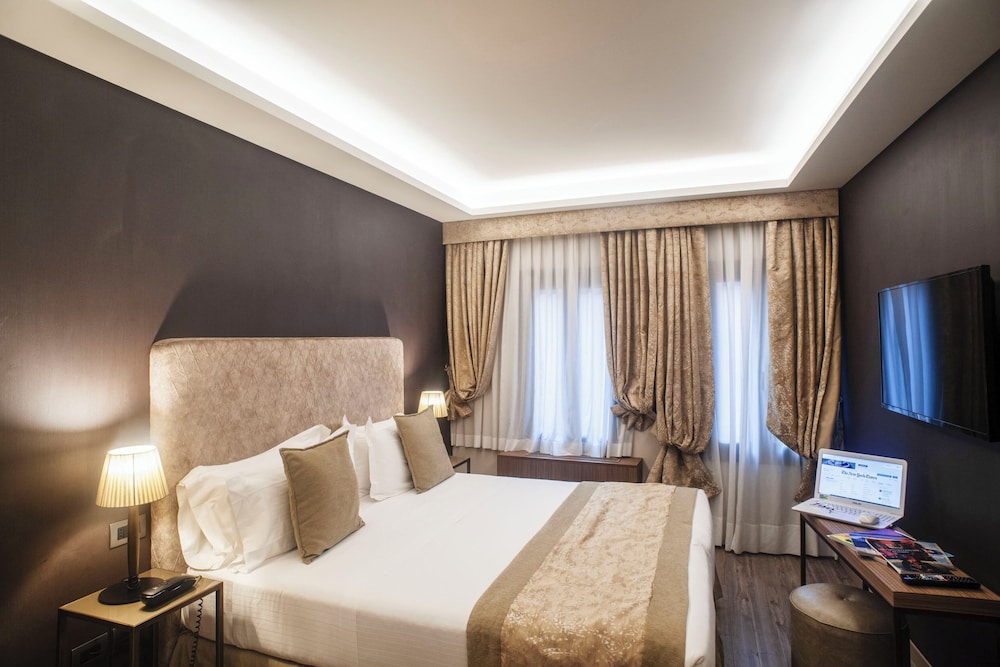 Deluxe Apartment, 2 Bedrooms (Medium)