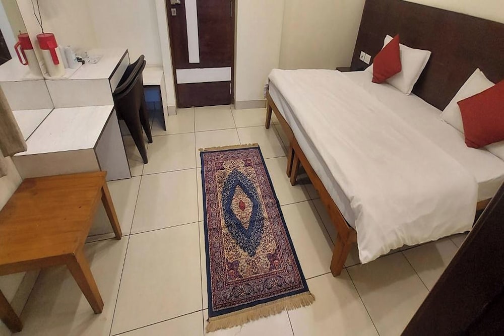 Super Deluxe Room - Photo 11