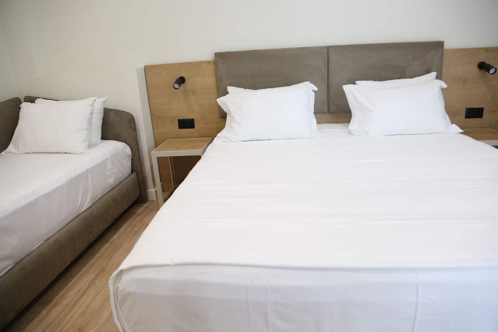 Triple Room, Partial Sea View photo 3