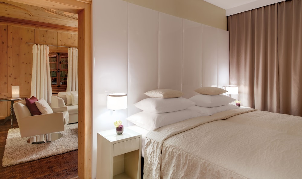 Suite - Photo 8