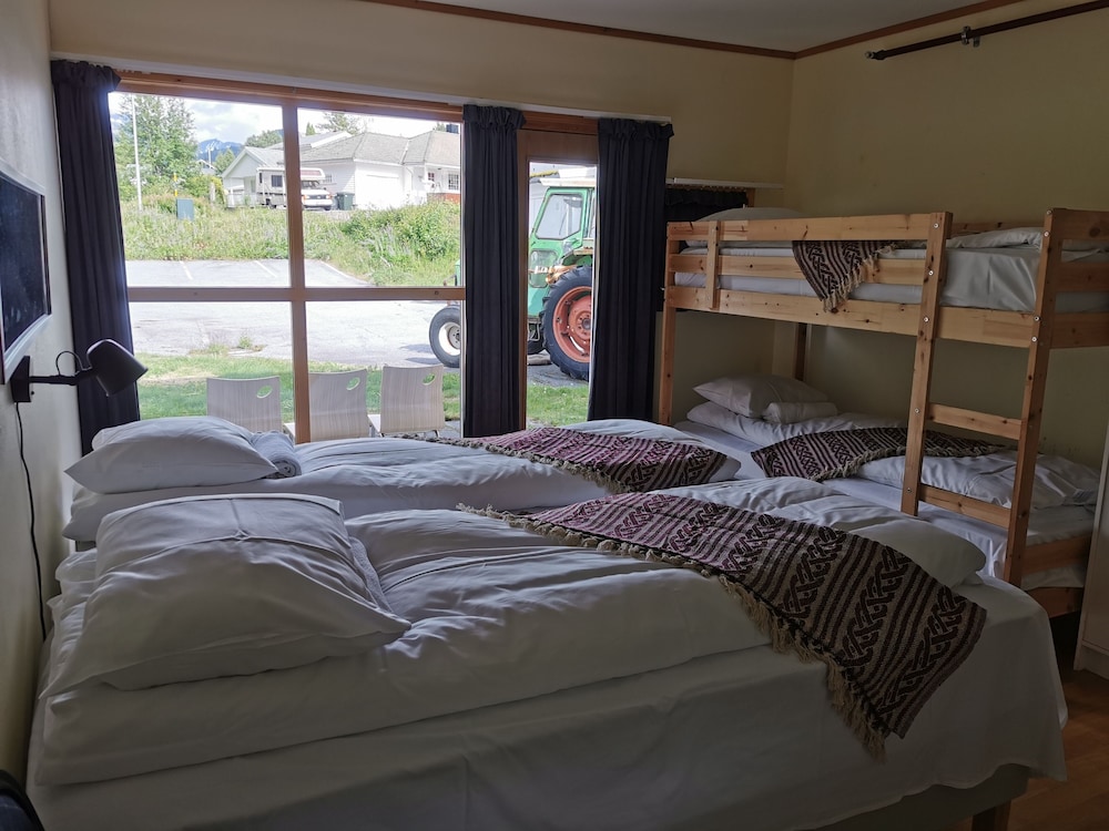 Classic Quadruple Room