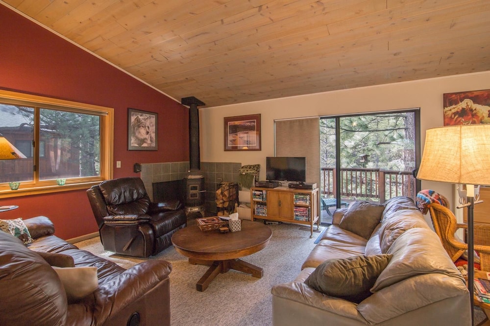 Comfort House, 3 Bedrooms, Mountainside photo 2