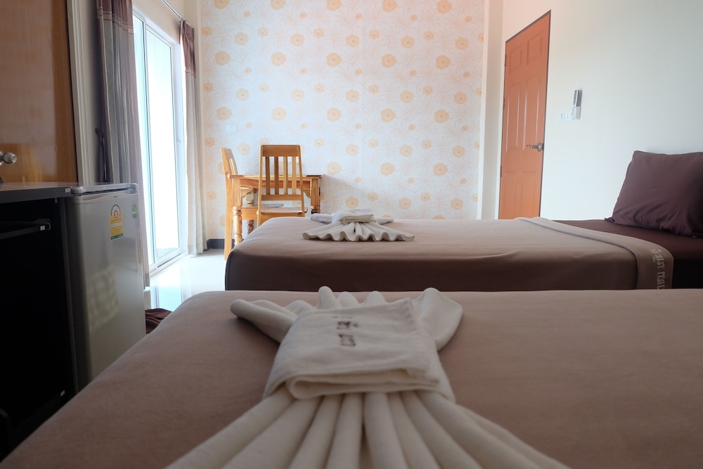 Deluxe Room, 1 Bedroom, Non Smoking, Harbor View photo 2