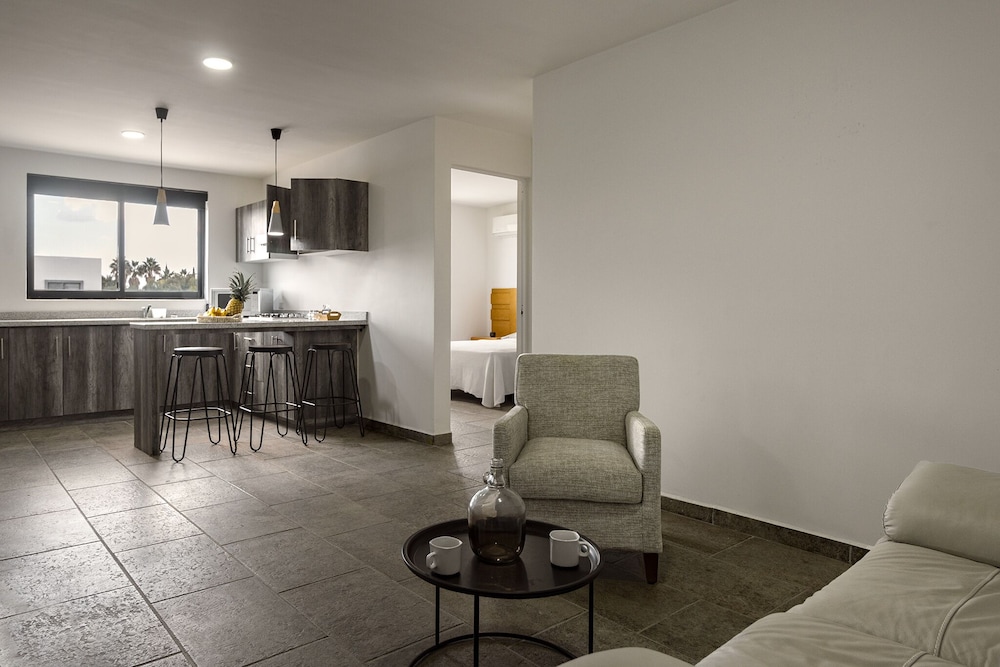 Apartment photo 3