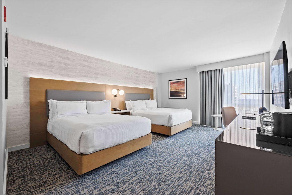 Room, 2 Queen Beds, Accessible - Photo 1