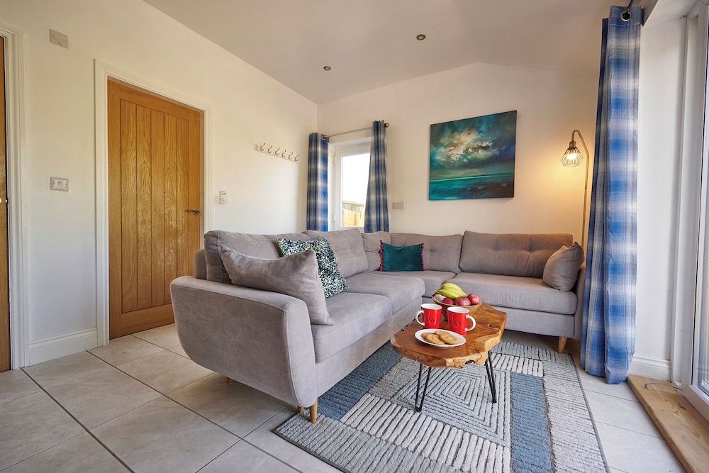 Luxury Cabin, Shared Bathroom (Bracken Barn) photo 1