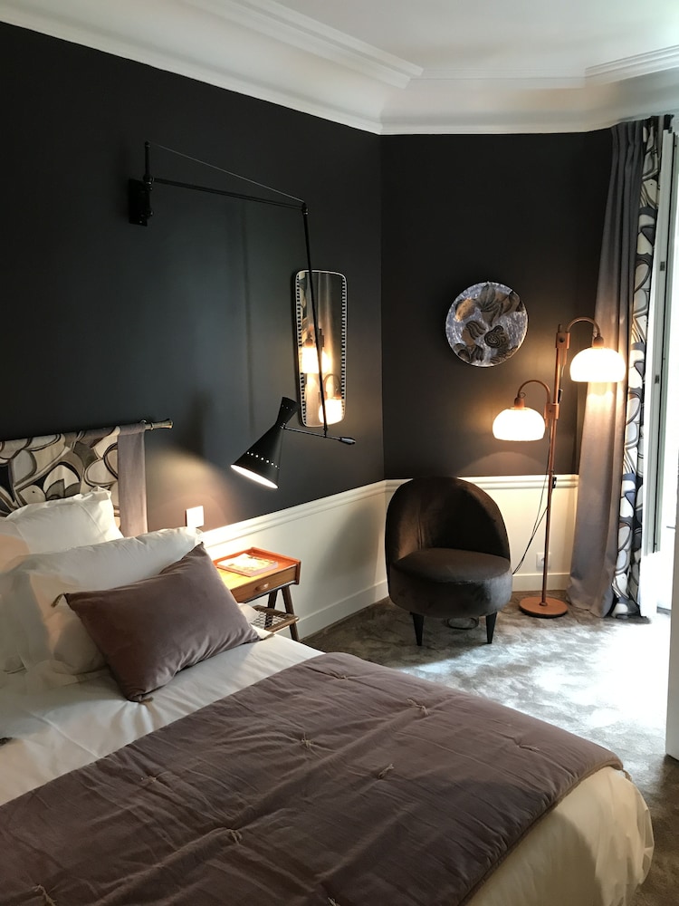Double Room (Boris Vian) photo 1