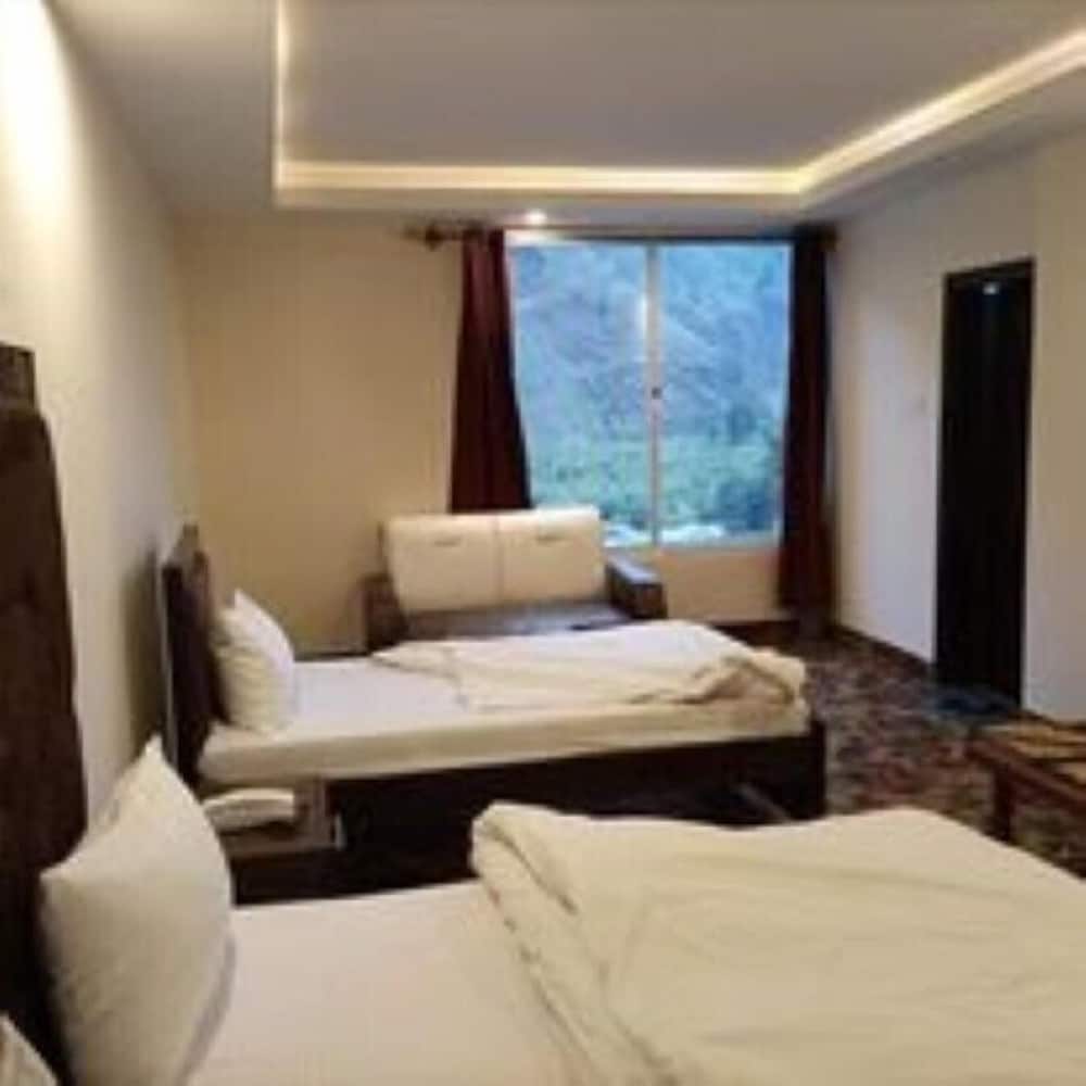 Deluxe Triple Room photo 3