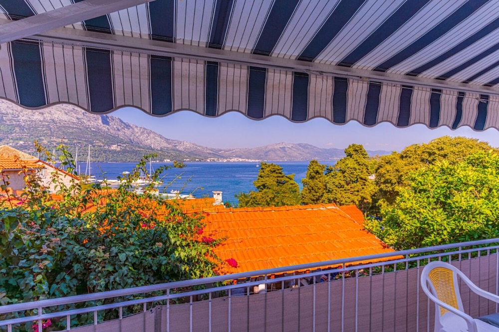 Apartment (Vedro - 50 m from sea - 2 - Purple(2+)