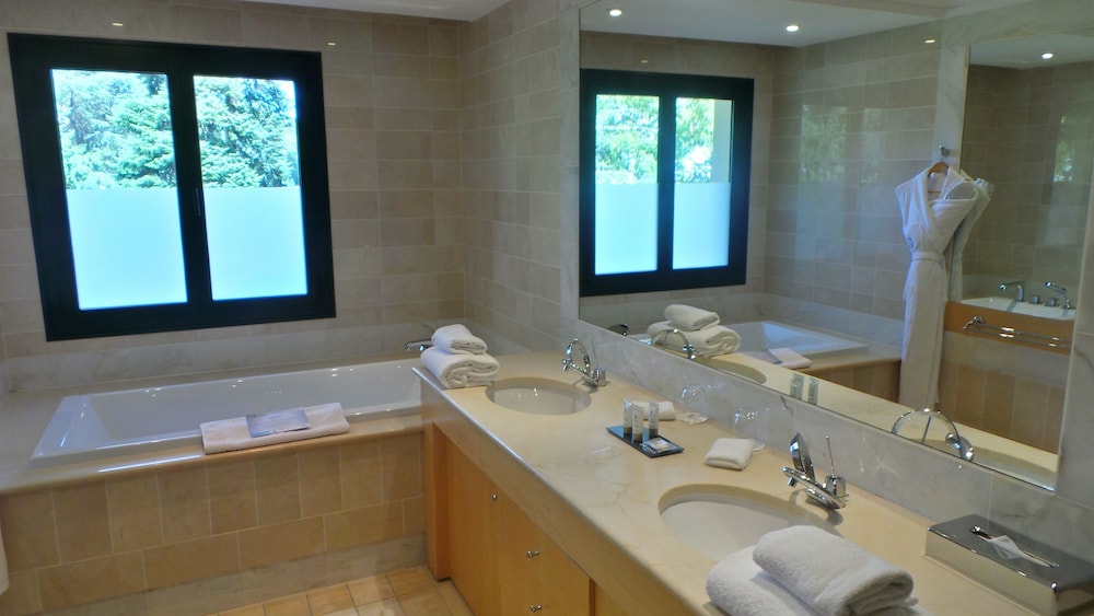 Junior Suite - Photo 7