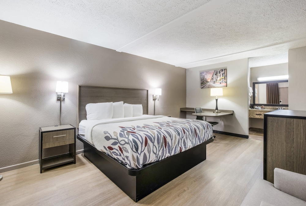 Superior Room, 1 King Bed, Non Smoking - Photo 2