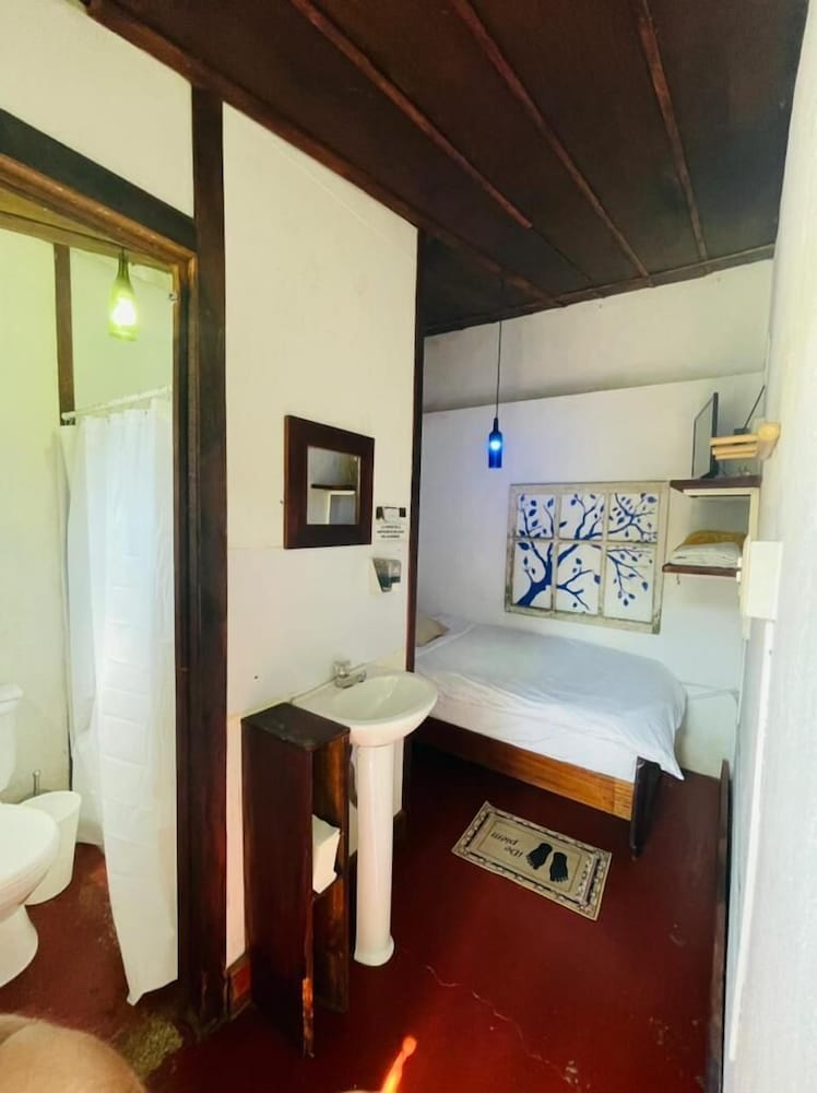 Basic Single Room photo 1